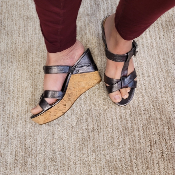 Guess Cork Wedge - Picture 9 of 10